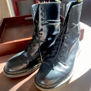 Dr. Martens 1490 Boots